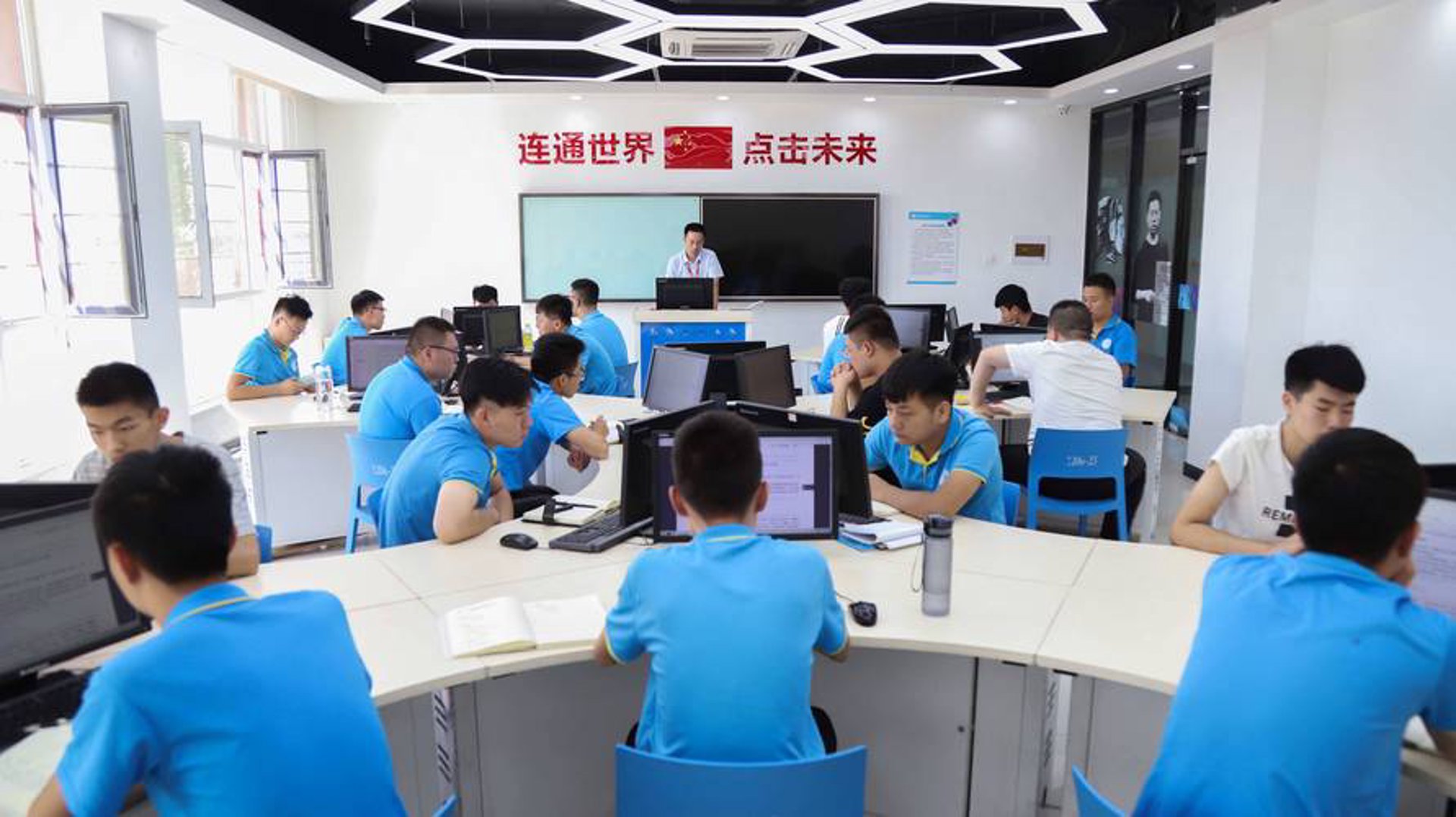 催克网络科技